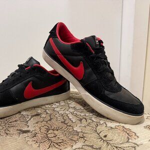 Nike 6.0 'Mavrk' Dunk, 9.5